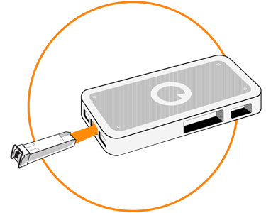 Insert the FLEXOPTIX Universal Transceiver into the FLEXBOX